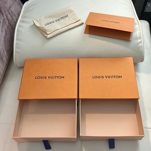 ✨ Louis Vuitton ✨ boxes, all that is in the picture that you see 💖 is yours ❣️